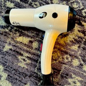 T3 Fast Drying Hair Dryer ($200 New)